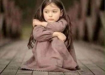 تعود الوحده فلا أحد يبقي أبدا