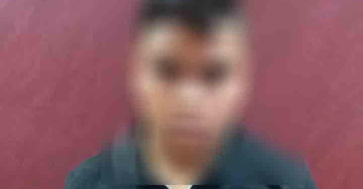 ضبط أحد الأشخاص لقيامه بالترويج لبيع سماعات صغيرة الحجم عبر موقع فيس بوك لإستخدامها فى أعمال الغش داخل ا لإمتحانات