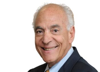 فاروق الباز يكشف موعد اختفاء فيروس كورونا