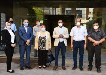 تسليم مستلزمات طبية مقدمة من صندوق “تحيا مصر” لمستشفى الفيوم العام