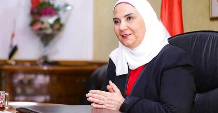 نيفين القباج ” استمرار خطة صرف تكافل وكرامة لتخفيف التكدسات