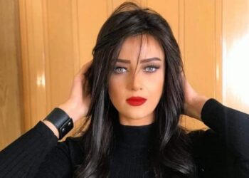 رضوي الشربيني وحجاب المرأة