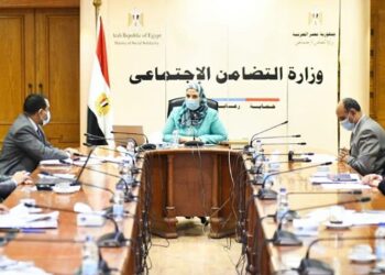 ” القباج “و ” الشيخ “يبحثان تحديث الهيكل التنظيمي للوزارة