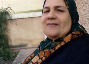 ماشي وخطوتى تقيله