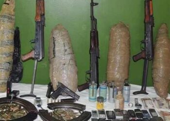 الداخلية تواصل حملاتها الأمنية والقبض على أكبر شبكة تهريب بحوزتهم 198قطعة سلاح ناري