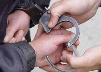 ضبط هارب من السجون حال إختبائه بقطعة أرض زراعية بالجيزة وبحوزته بندقية خرطوش ومواد مخدرة