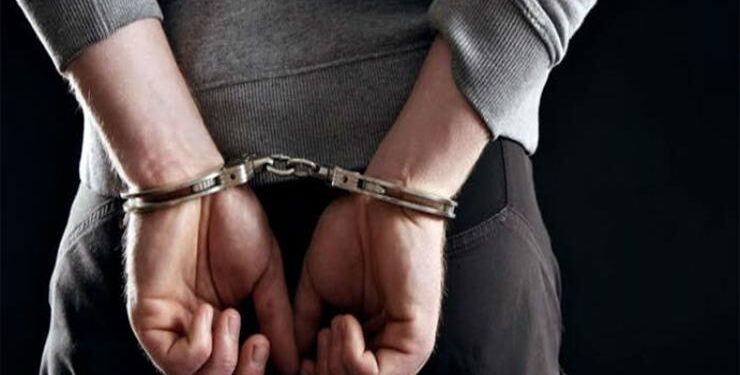 ضبط هارب من تنفيذ 23حكم قضائى بالساحل وبحيازته قطعة سلاح نارى بدون ترخيص