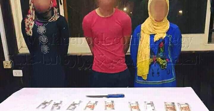 ضبط 3 من مرتكبى واقعة سرقة متعلقات أحد الأشخاص بالإكراه