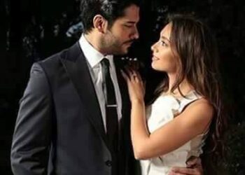 كوني له كل النساء