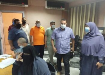 هيكل٠٠ يتفقد المركز التكنولوجي للوقوف على أداء المركز ومدى رضاء المواطن عن الخدمات المقدمة