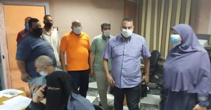 هيكل٠٠ يتفقد المركز التكنولوجي للوقوف على أداء المركز ومدى رضاء المواطن عن الخدمات المقدمة