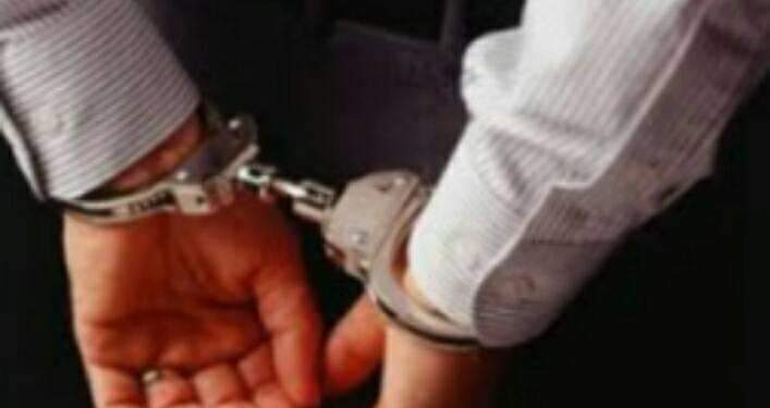 ضبط “ربة منزل وعامل” لقيامهما بالإستيلاء على قرابة 2 مليون جنيه