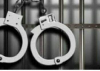 القبض علي مسجلين تخصص سرقةسيارة تابعة لإحدى الجهات الحكومية