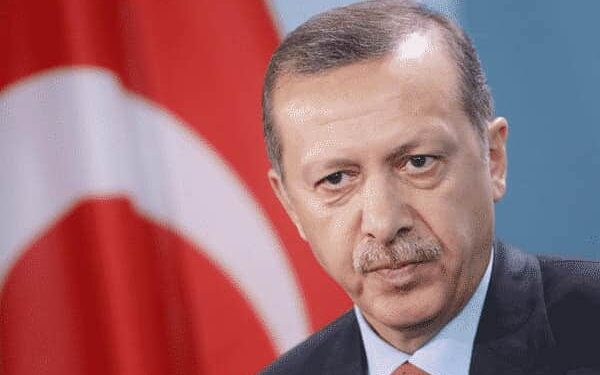 ماهو أصل نسب أردوغان مع ذكر مسقط أصل عائلة زوجته أمينه . مع انفراد بنشر صورة نادرة لأخر خلفاء الدولة العثمانية.