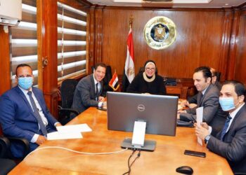 نيفين جامع “تستعرض مع سفير ألمانيا بالقاهرة مستقبل التعاون الاقتصادى المشترك بين البلدين