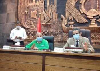 لقاء محافظ الغربية مع فريق مركز شباب شبرانبات بديوان عام المحافظه