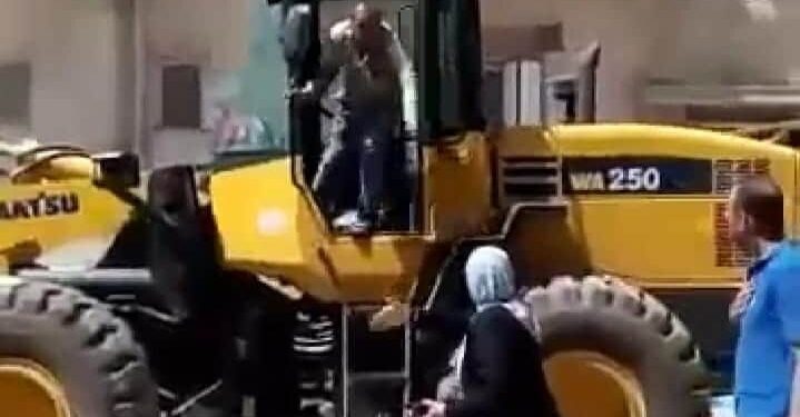 عايدة ماضي ٠٠ تقود حملة مكبرة لإزالة التعديات على املاك الدولة بمطوبس