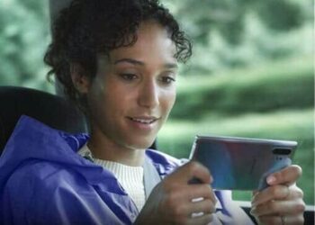 النشء والموبيل