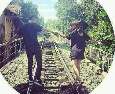 لقاء في القطار