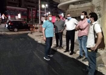 رصف 8 شوارع بحى ثان طنطا على حساب المقاولين