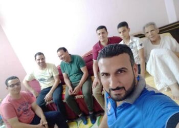 زيارة لشيخ الشعراء الشاعر الكبير محمد محمد الشهاوي للإطمئنان علي صحته .