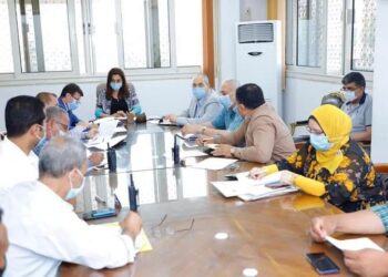 محافظ دمياط تستكمل متابعتها لملف التصالح فى بعض المخالفات