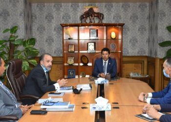 “صبحى ” يبحث استعدادات مصر لاستضافة بطولة العالم للناشئين في السلاح2021