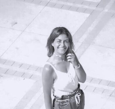 منة فضالي تُثير الفضول من جديد على تويتر