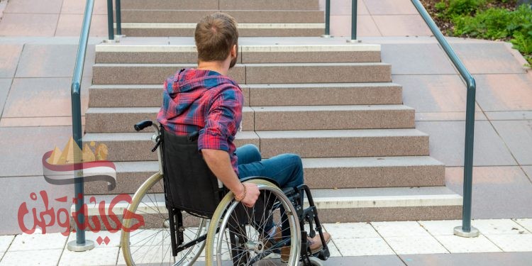 معاقين سوهاج يناشدون المحافظ بالتدخل لعمل مكان صعود ونزول على كورنيش البحر