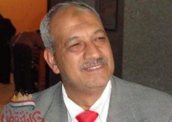 القراءة والرؤية التحليلية فى نص ” وتبقى العمر آسرنى “