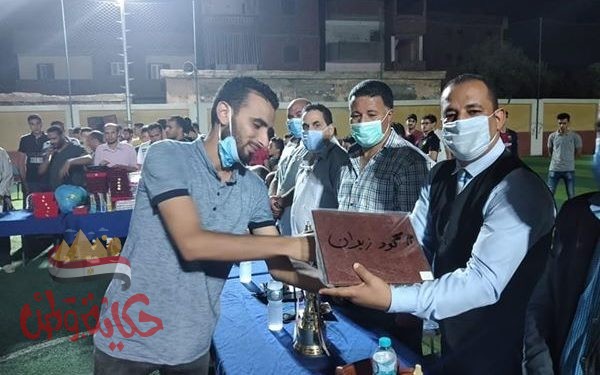 حفل توزيع جوائز المسابقه الدينيه بمركز شباب طنبارة بالمحله الكبري