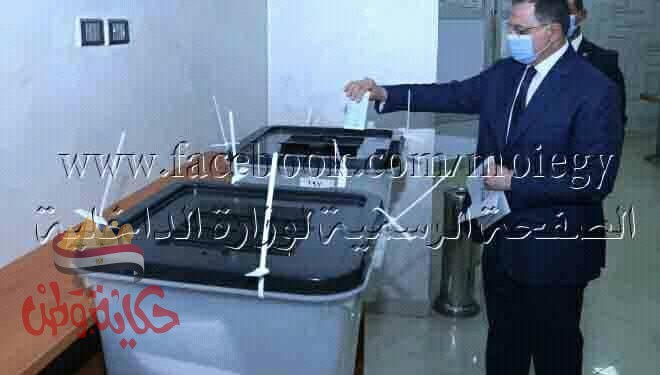 توفيق : يدلى بصوته فى إنتخابات مجلس الشيوخ 2020)