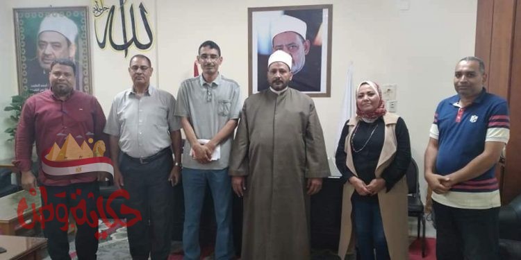 أزهر البحر الأحمر وهيئة تعليم الكبار يبحثان سبل التعاون بإدارات المنطقة الأزهرية
