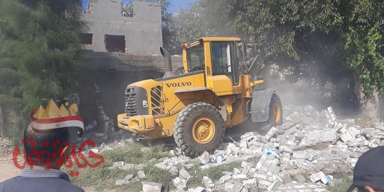 رى البحيرة» : إزالة” ٣٧” تعدي على ترعة المحمودية في حملة مكبرة