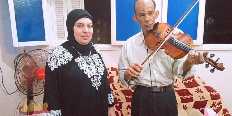 بالصور ..حوار نادر مع اشهرعازف للكمان