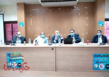 وكيل وزارة الصحة بالشرقية ومدير عام مكافحة العدوي بالوزارة يجتمعا بمديري الإدارات والمستشفيات بالمحافظة