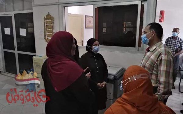 رئيس مدينة القصير يتفقد خدمات المركز التكنولوجي وادارات الوحدة المحلية