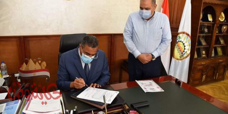 محافظ مطروح : النزول بالحد الادنى للقبول بمرحلة التعليم الثانوى العام (المرحلة الثانية)