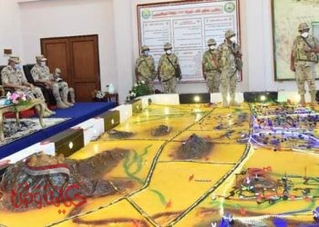 رئيس أركان حرب القوات المسلحة يشهد المرحلة الرئيسية لمشروع مراكز القيادة الخارجى إعصار 60 الذى تنفذه إحدى تشكيلات الجيش الثالث الميدانى