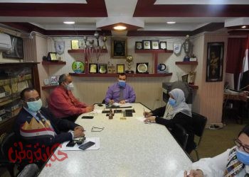 تعليم المنوفية يناقش ضوابط تفعيل المجموعات المدرسية بالمدارس
