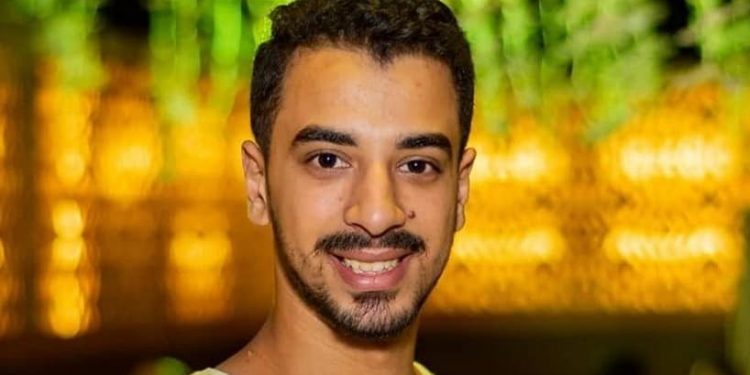 الممثل الشاب كريم رضا ينضم لأسرة مسرحية “أنا وبنات خالتي”