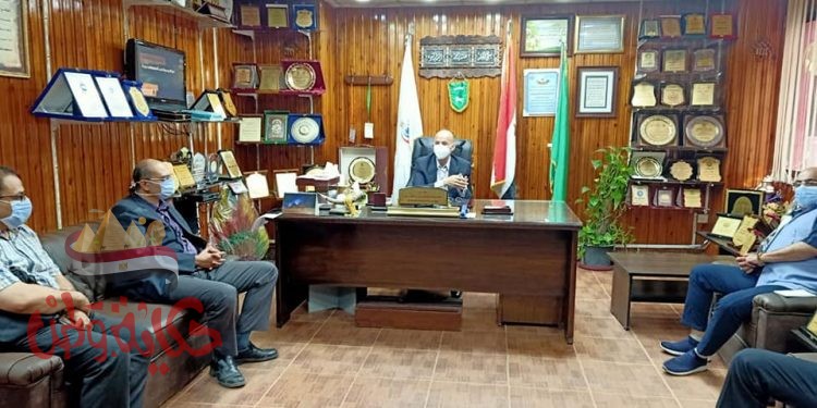 وكيل وزارة الصحة بالشرقية يجتمع بمديري المستشفيات بالمحافظة