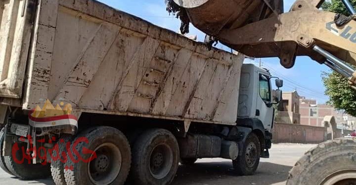 رفع ( ٧٨) طن قمامة من قري مركز ومدينة عاصمة المنوفية شبين الكوم