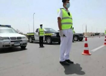 الداخلية تواصل حملاتها المرورية بكافة الطرق والمحـاور بالتنسيق مع إدارات المرور بمديريات الأمن المختلفة