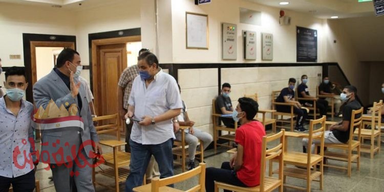 رئيس جامعة كفرالشيخ يتفقد مكتب التنسيق المركزي وإختبارات القدرات