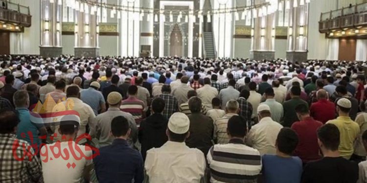 الأوقاف: لم نصدر أي بيان بشأن توقيت عودة صلاة الجمعة