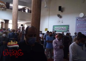 التزام المصلين في المساجد بالاجراءات الاحترازية صلاة الجمعة بعد غياب 5 أشهر