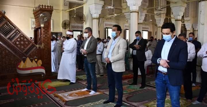 الفيــــــوم : الأنصاري يؤدي صلاة الجمعة الأولى بمسجد ناصر بعد إعادة افتتاح المساجد