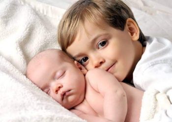 الطفل الأول