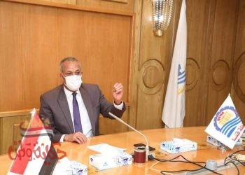 سكرتير عام محافظة قنا يعقد اجتماع لمتابعة معدلات تنفيذ مشروعات مبادرة حياة كريمة